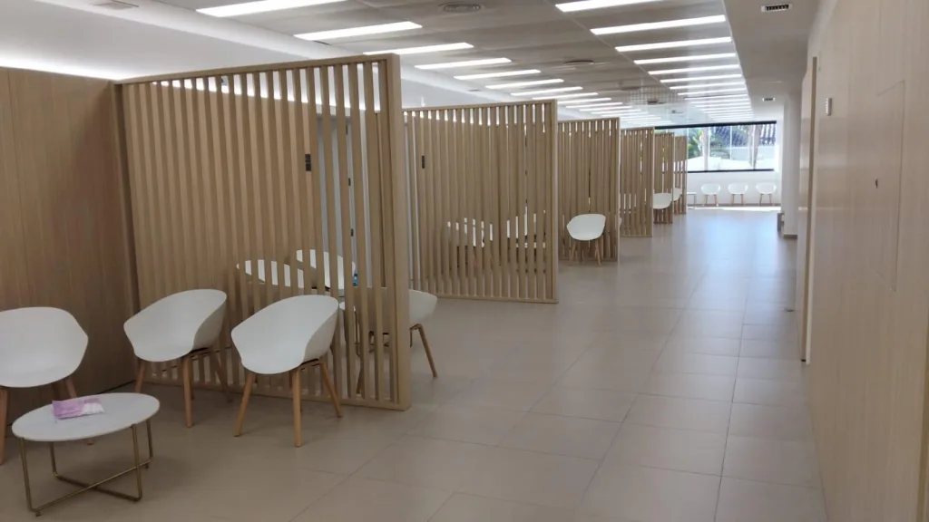 Resformas Espacios Profesionales Abanti  Sala de Espera 2