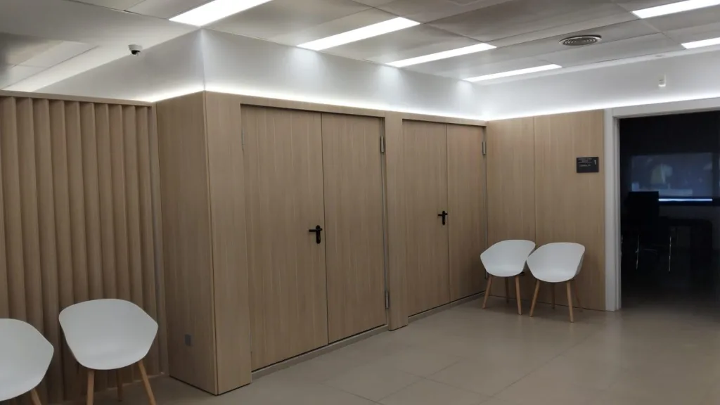 Resformas Espacios Profesionales Abanti  Sala de Espera 1